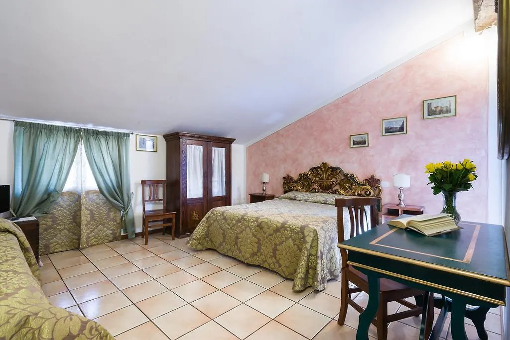 Hotel Donna Nobile San Gimignano Pensjonat